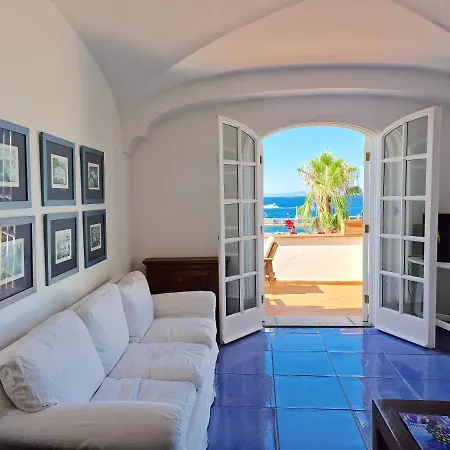 La Darsenella * Marina Grande (Capri)