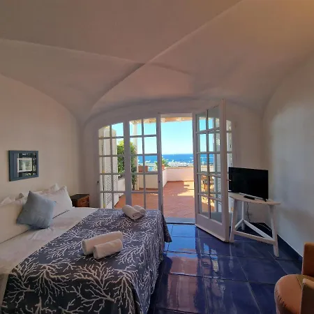 La Darsenella * Marina Grande (Capri)